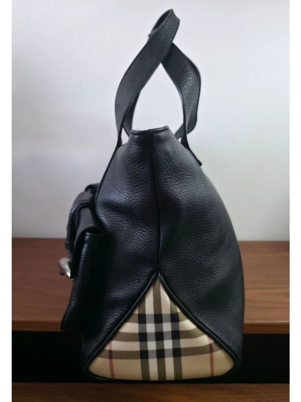 Burberry Black Pebble Leather Horn Toggle Tote Bag Nova Check Side Panels Italy - Picture 2 of 12